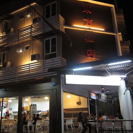 Oriental Inn Kuching Extérieur photo