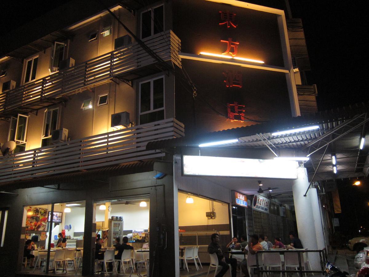 Oriental Inn Kuching Extérieur photo