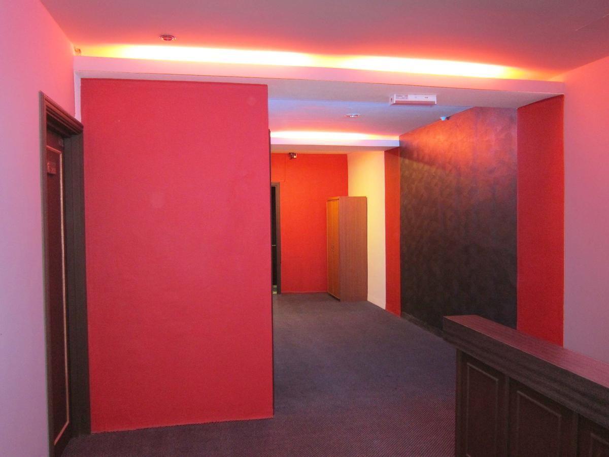 Oriental Inn Kuching Extérieur photo